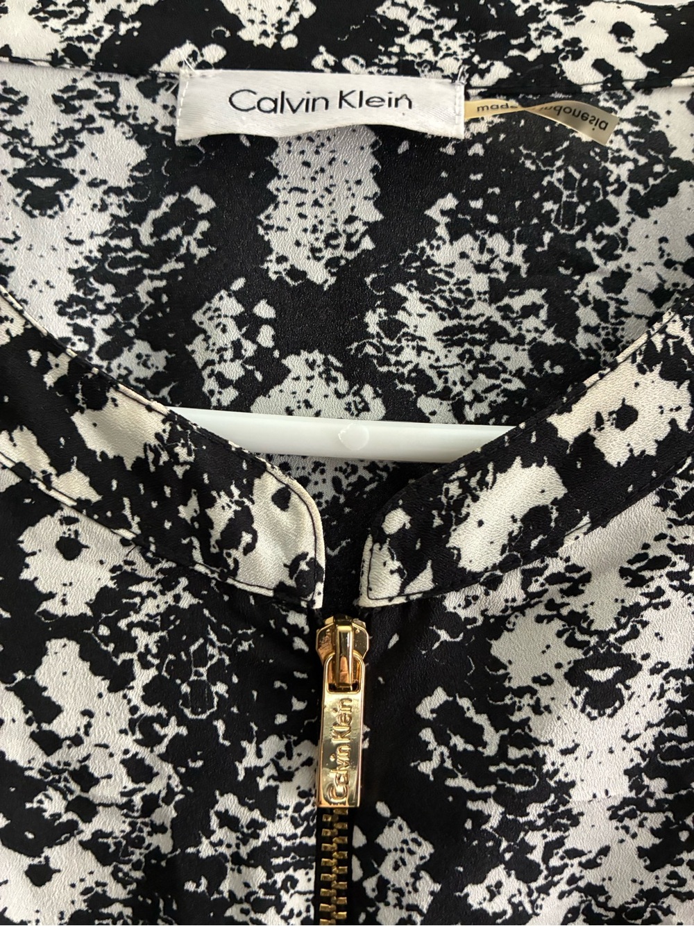Calvin Klein Black and White Abstract Zip Blouse with Gold Zip